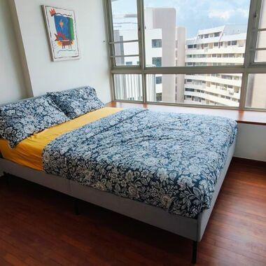 CASPIAN condominium 公寓 靠近湖畔地铁站 (5mins walk from lakeside mrt)