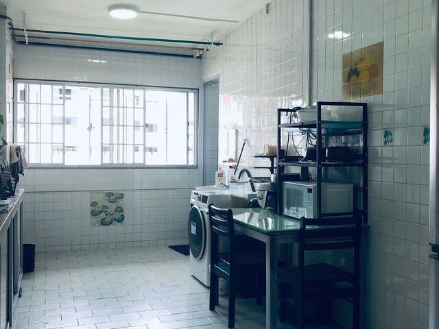 2+2 Whole unit house rental 484 Jurong West Avenue 1 64...