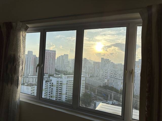 Master bedroom to rent avilable from 1 Jun 2025