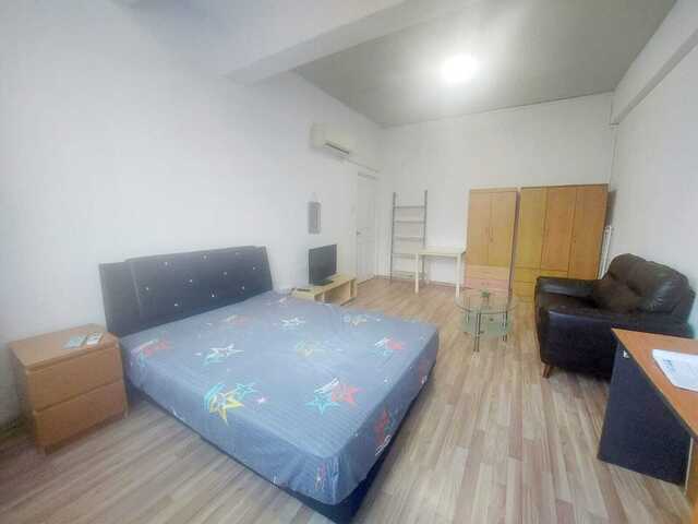 Rochor/ Jalan Besar Mrt Big Common Room for rent_8118..._No Agent Fees