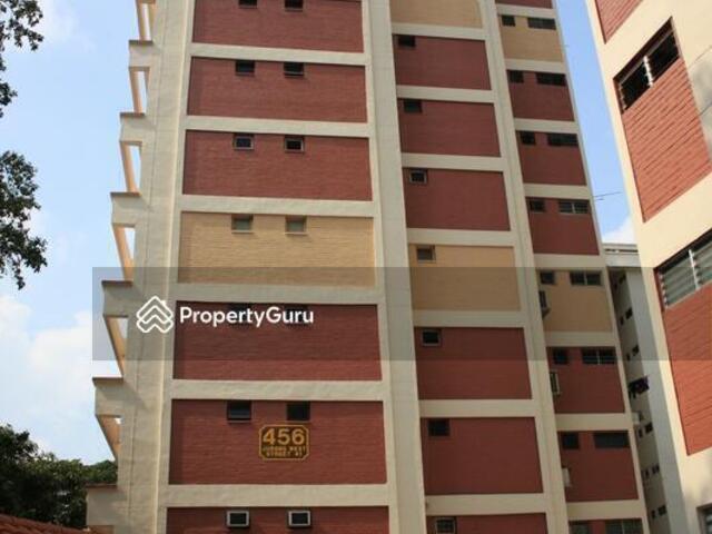 Common Room for Rent at Blk 456 Jurong West Street 41. Near to Lakeside MRT! NO AGENT FEE
