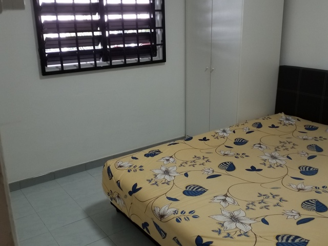 Ready for rental near Bedok & Bedok North MRT, coffeeshops, hawker center & supermarket.