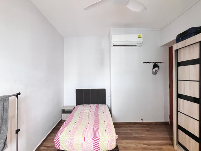 Fully Furnished Common Room for Rent!