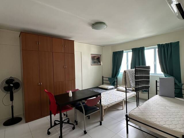 Master bedroom to rent avilable from 1 Jun 2025