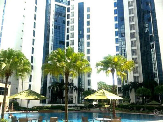 Hougang 92 street Regentville common room for rent.