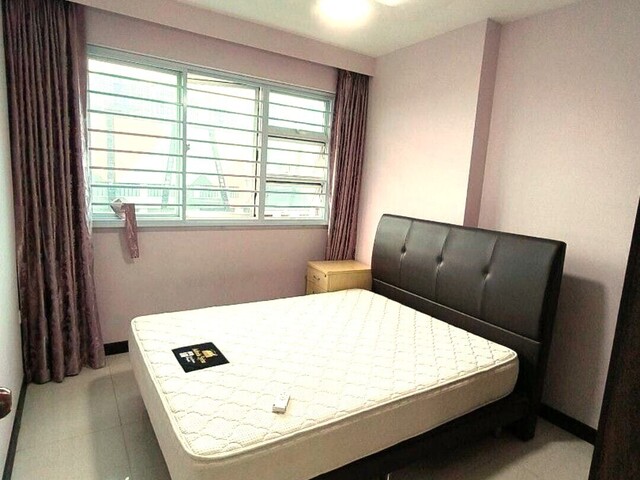 Common Room for Rent at Blk 256B Sumang Walk. (Female Only) NO AGENT FEE
