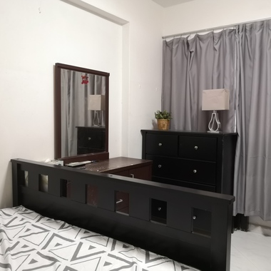 Quiet environment for professionals