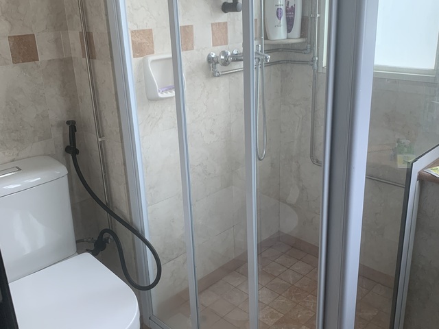 Junior Master Bedroom for rent (only for Malaysian female)