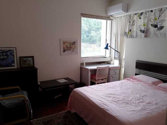 ✔ Room attaches toilet / bath
