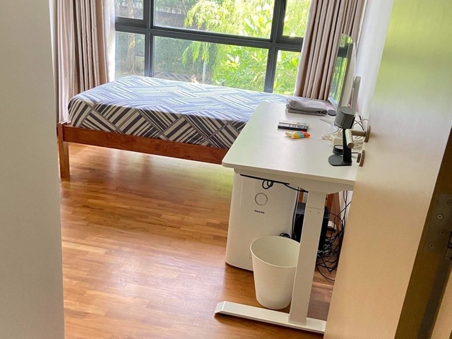 Clean and cozy room for rent