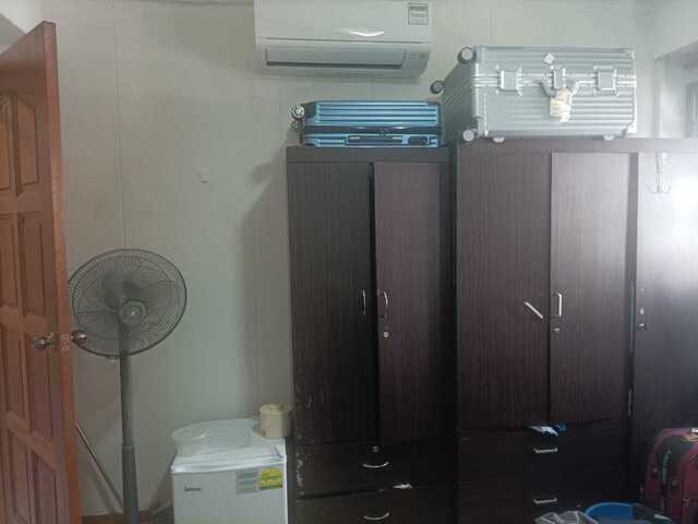 blk 284 jurong east toh guan road share room