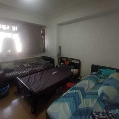 blk 284 jurong east toh guan road share room