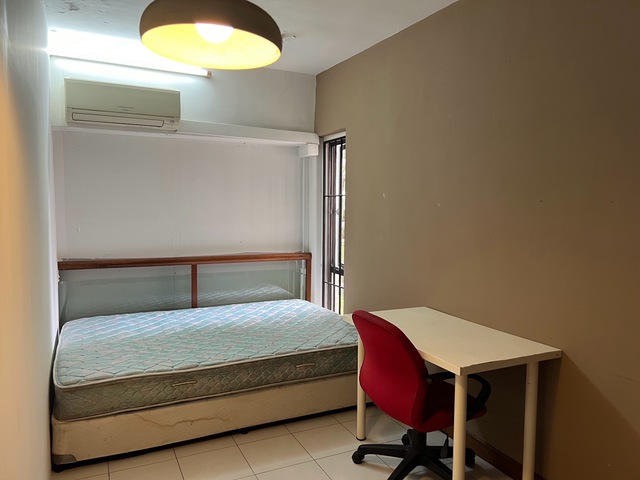 Common room near Braddell MRT, Caldecott MRT