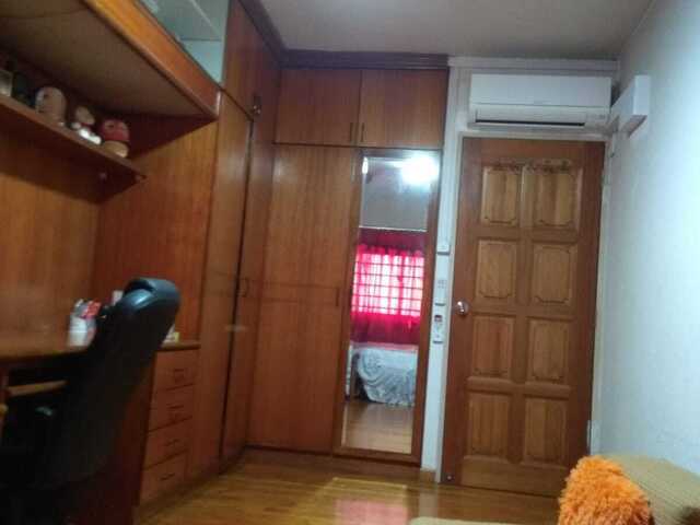 Common room at 303 canberra road for rent! Aircon wifi!