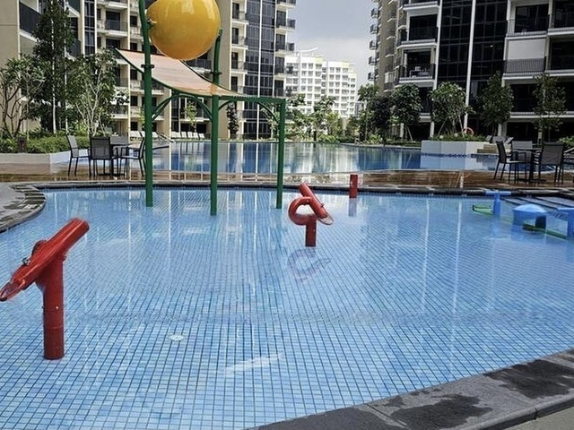 Brand new condo 1br+1 for rent. Sengkang Grand Residences. Buangkok MRT