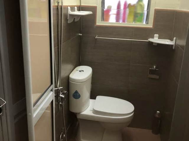 Cosy and Big Room for Students/Interns (Single or sharing)