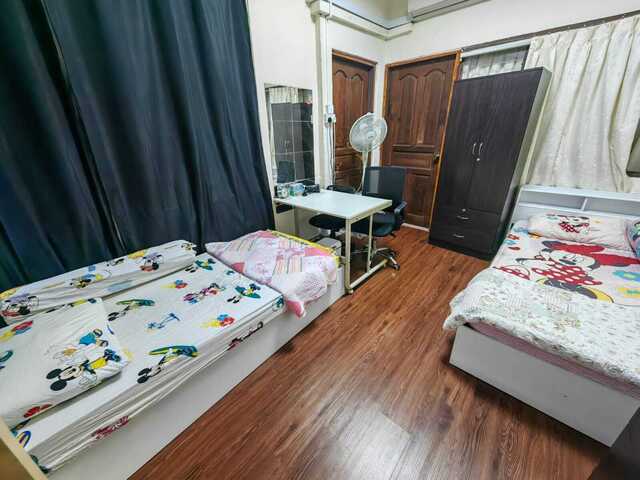 Cosy and Big Room for Students/Interns (Single or sharing)