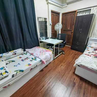 Cosy and Big Room for Students/Interns (Single or sharing)