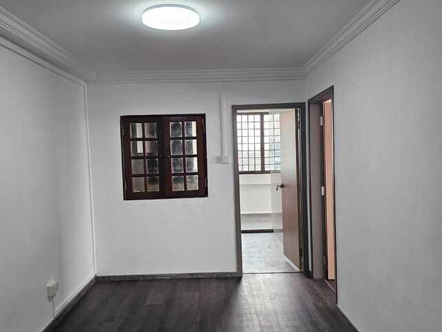 Newly Furnish Master Room @ City Plaza .