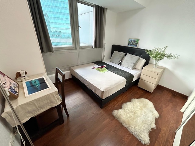 Heart of Central Business District Condo Squarish Queen Room for Rent-- Central Boulevard Tower