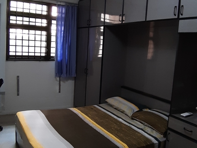 Furnished Common Room Near C'wealth & Holland MRT Stations