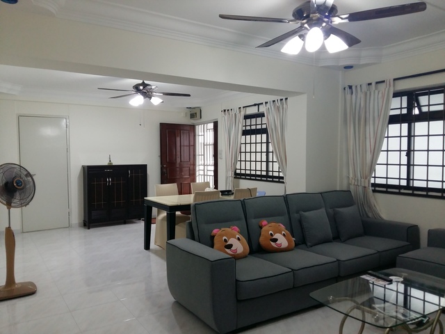 Common room 5 min walk to Sengkang mrt