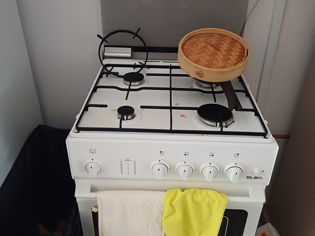 Wifi, fully furnished room with dry clothes, washing machine, minifrodg