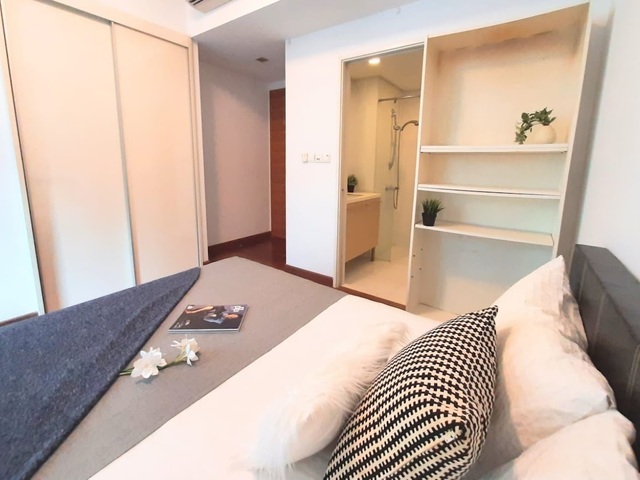 MBFC & Marina bay Sand En-suite Master Room.