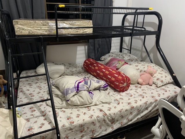 5min to Tiong Bahru Mrt