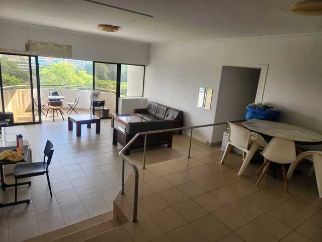 Master Bedroom for Rent - No Landlord - Central Location