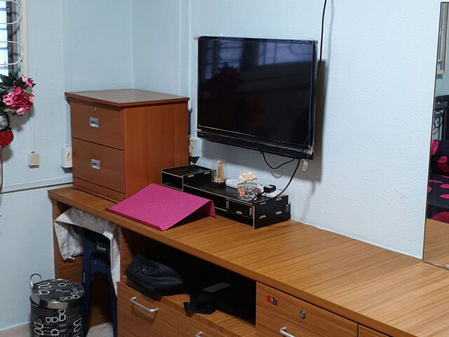 Common room at 267 tampines street 21 for rent! Aircon wifi!