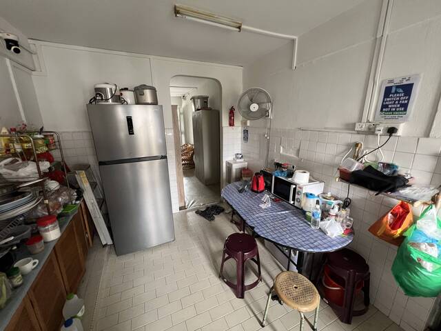 $450 per pax Room sharing blk 620 bedok reservoir rd