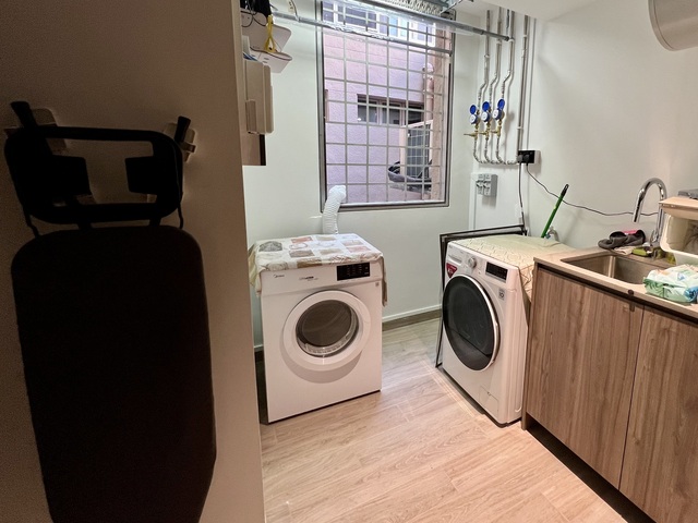 Newly Renovated Next to Fort Canning MRT