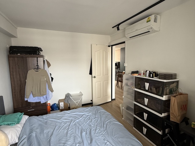 Common room for rent - Tampines