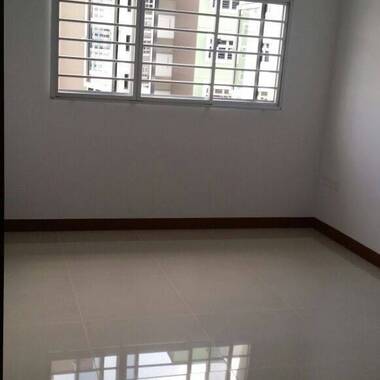 1 common rooms available from 1 Aug onwards