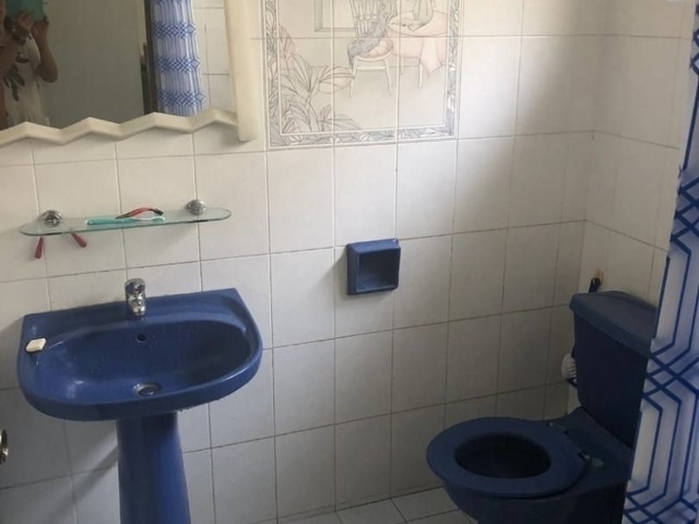 Master Room in Kovan