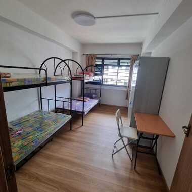 Rental rooms in Jurong West near NTU, Tuas, Pioneer, Joo Koon and Boon lay workplaces.