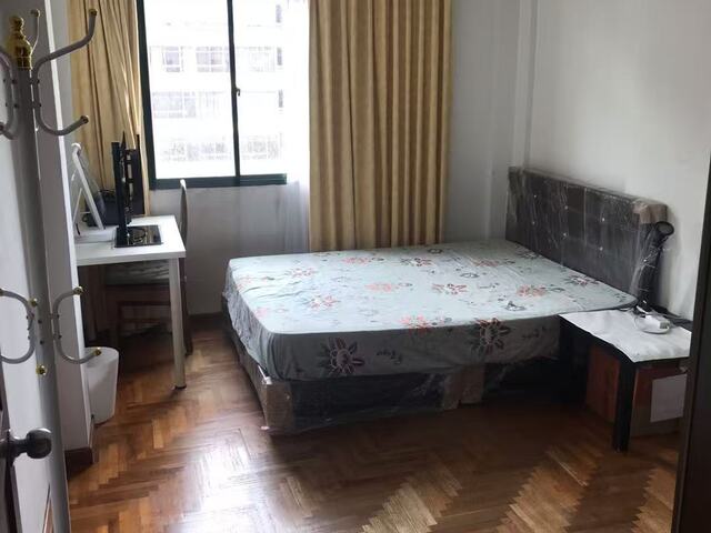 Comfortable common room and nice environment for rent
