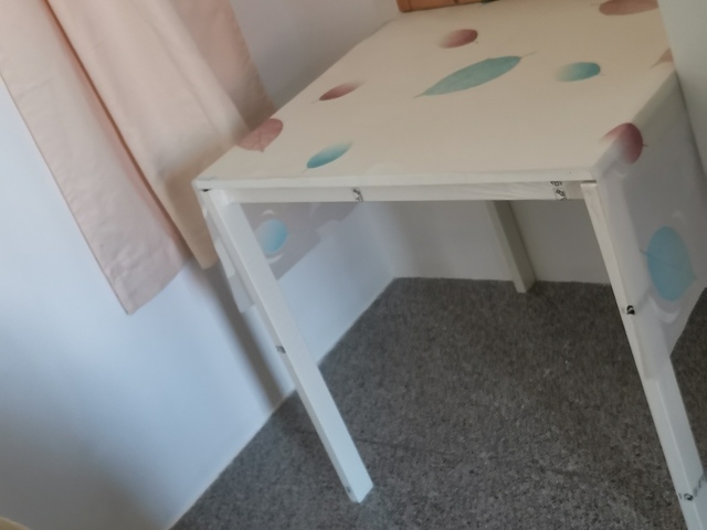 near NUS pasir panjang MRT common room