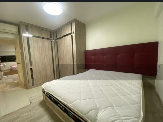 HDB Ang Mo Kio - Common Room To Rent