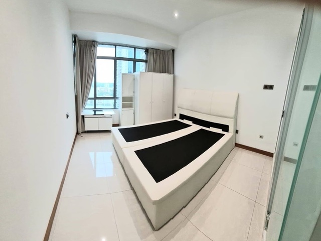 En-suite master bedroom for rent , Novena MRT