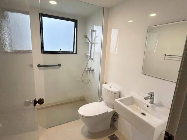 Tiong Bahru MRT - Big Master Room for Rent