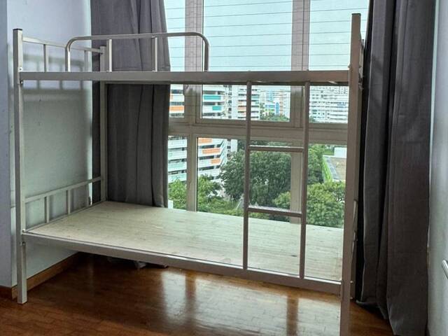 common room for rent - short or long term