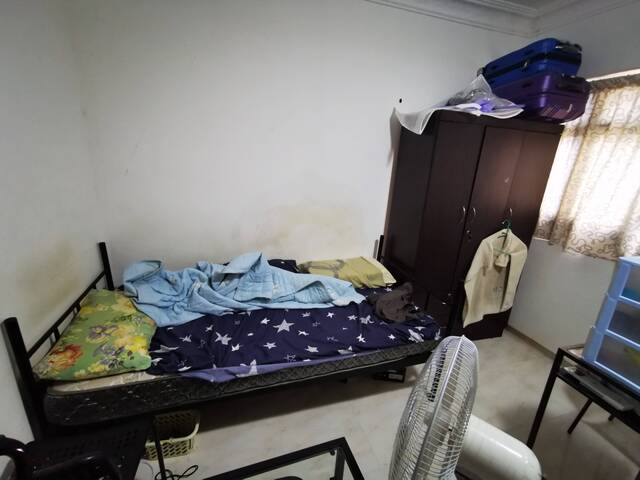 1 male tenant for sharing a common room (bed space only) 1位男生搭房