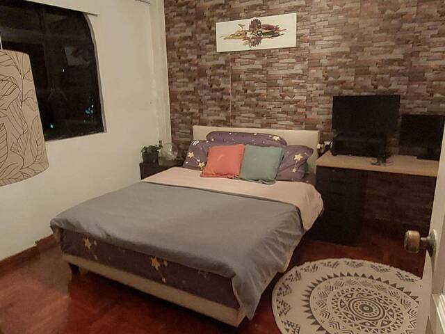 3 months - 6 months Short Term luxurious Double Room with Private Bathroom (Female only)