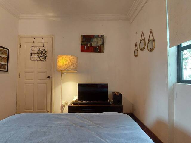 3 months - 6 months Short Term luxurious Double Room with Private Bathroom (Female only)