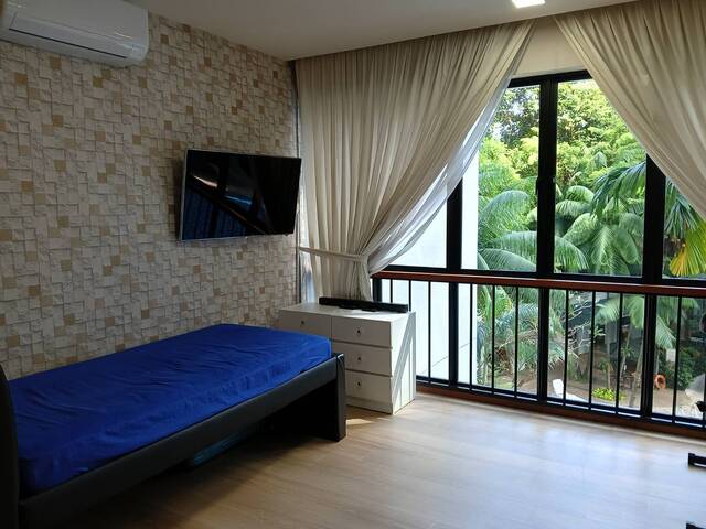 CENTRAL GROVE CONDO