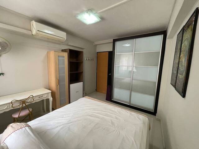 Bedok Big Common Room / kaki bukit mrt