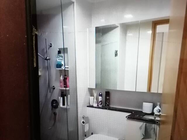 2 mins walk to Lorong Chuan Mrt Stn