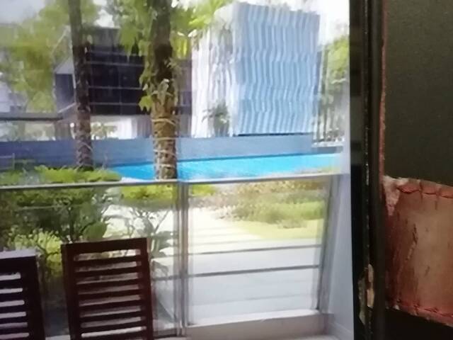 2 mins walk to Lorong Chuan Mrt Stn